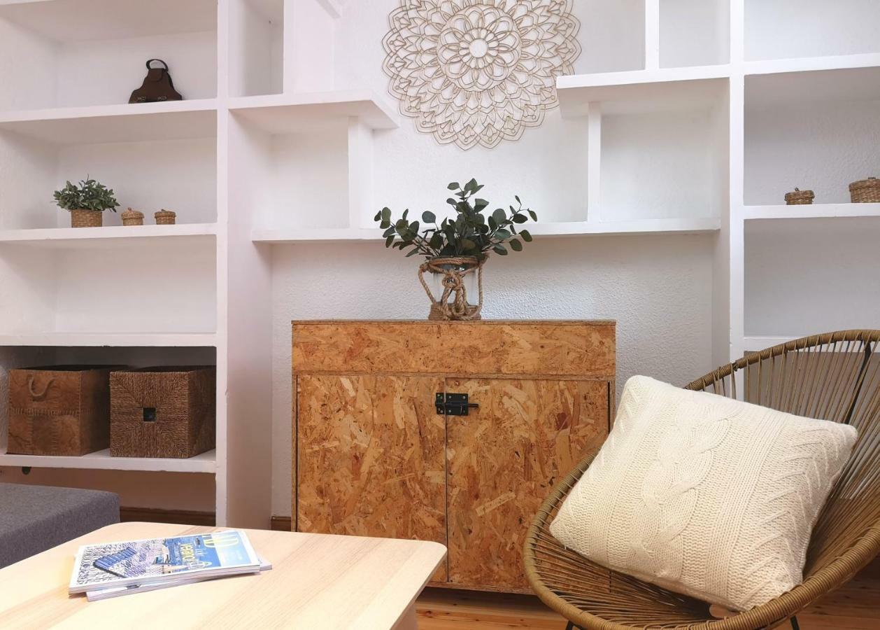 Apartamento Atocha 68 Appartamento Madrid Esterno foto