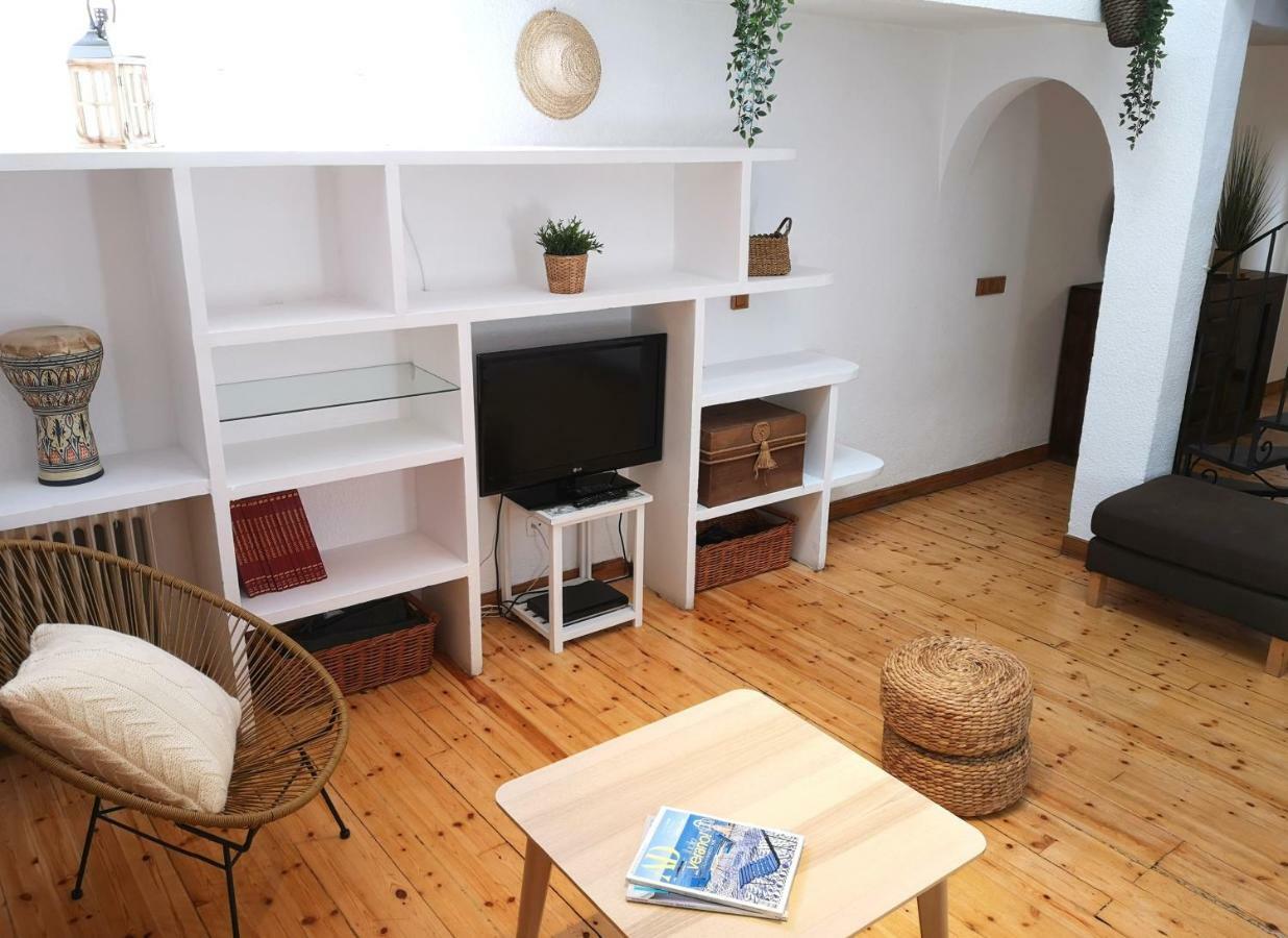 Apartamento Atocha 68 Appartamento Madrid Esterno foto