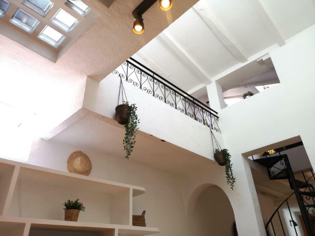 Apartamento Atocha 68 Appartamento Madrid Esterno foto
