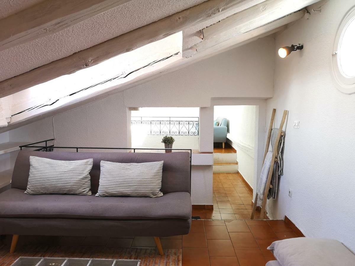 Apartamento Atocha 68 Appartamento Madrid Esterno foto